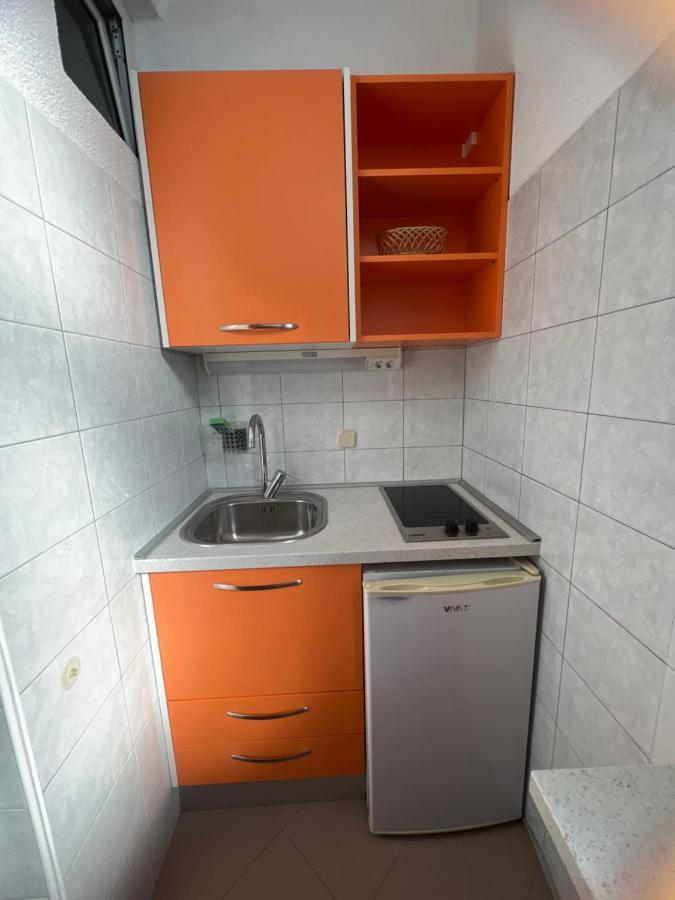 Apartments Jurisic Baska Voda Exterior photo