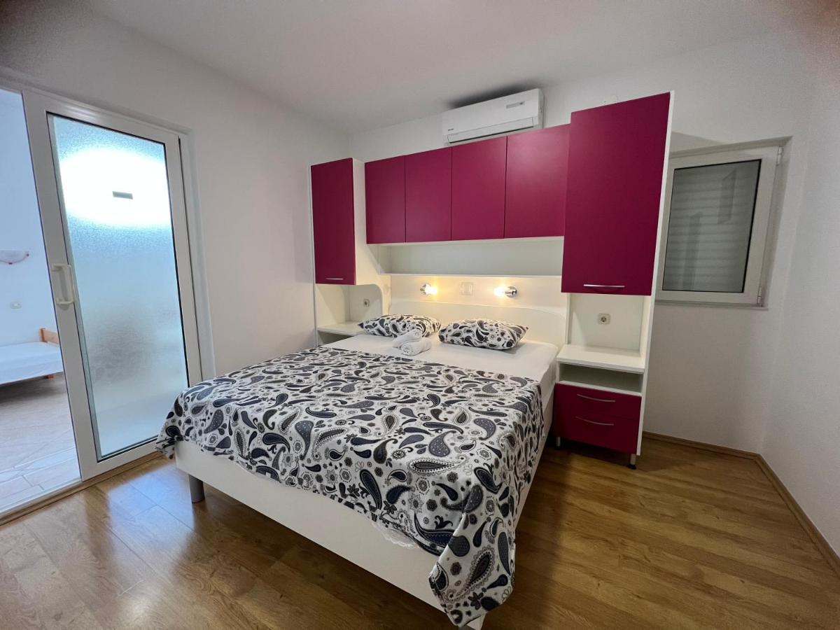 Apartments Jurisic Baska Voda Exterior photo