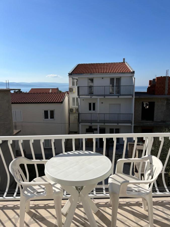 Apartments Jurisic Baska Voda Exterior photo